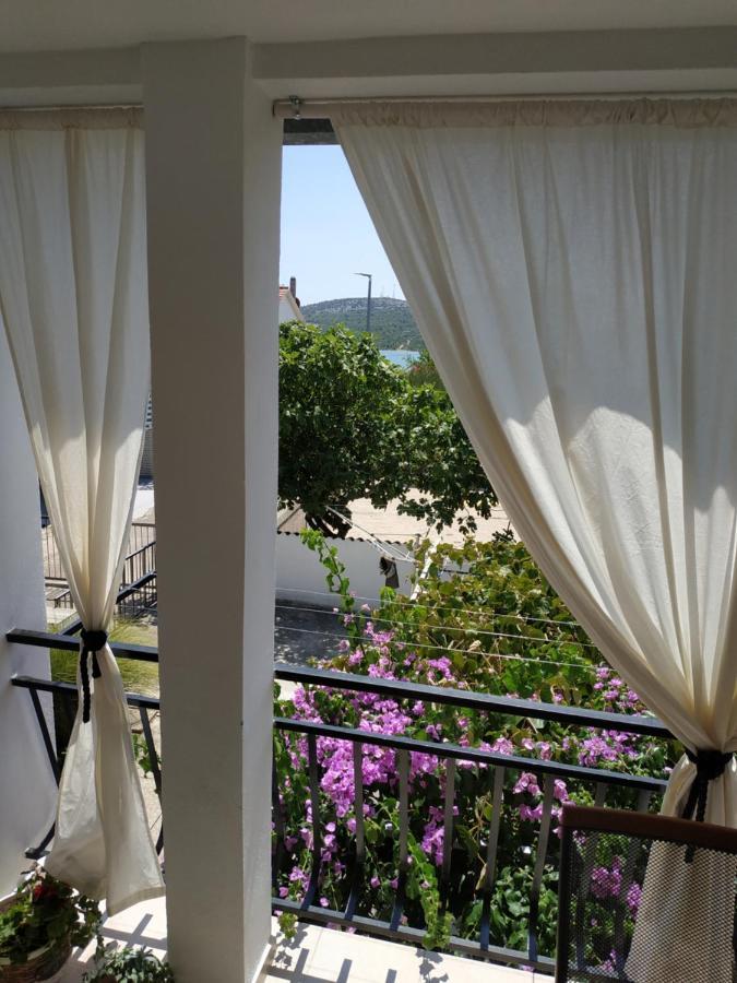Apartman Sa Lodom 2+2 Apartment พิโรวัซ ภายนอก รูปภาพ